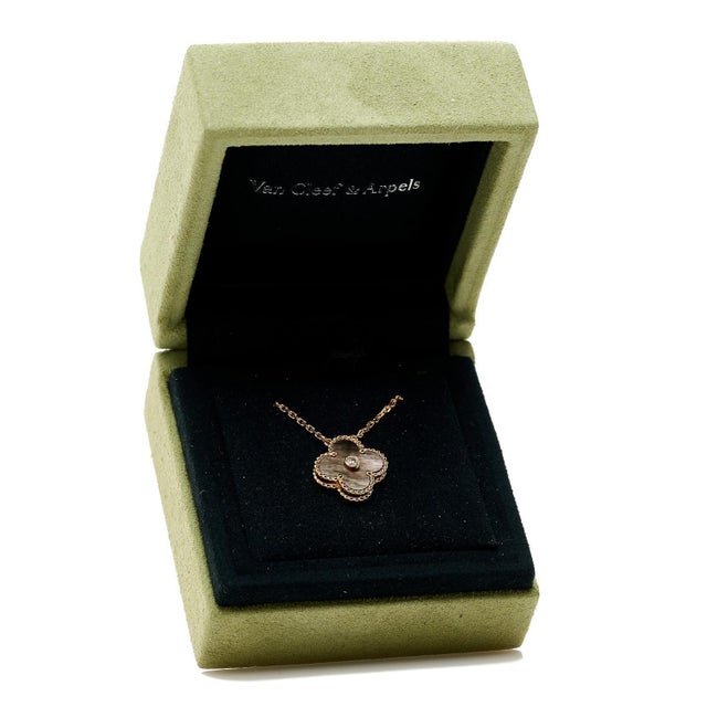 Indulge in the timeless elegance of the Vintage Alhambra Pendant by Van Cleef & Arpels, a stunning piece that effortlessly...