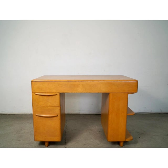 Heywood-Wakefield 1950’s Mid-Century Modern Heywood Wakefield Solid Maple Desk For Sale - Image 4 of 12