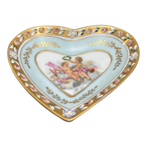 Sèvres-Style Porcelain Heart Trinket Dish With Hand-Painted Cherubs