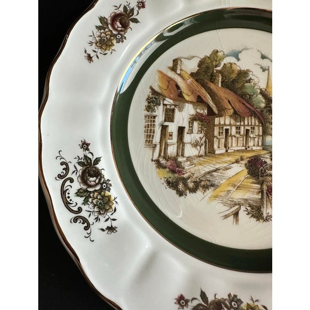 Vintage Mid 20th Century Green and Brown Decorative Wall Plate For Sale In Orlando - Image 6 of 9