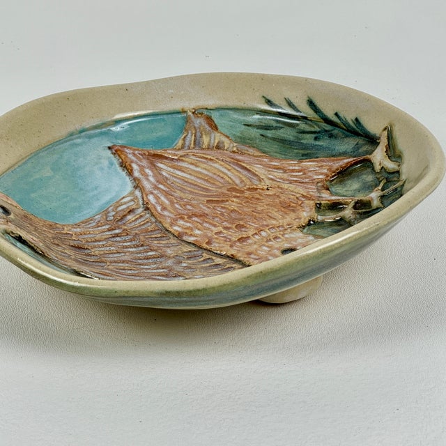 Ceramic Vintage Pair of Ceramic Footed Plate With Two Hens, Circa 2000 by the Quyle Kilns California, Signed For Sale - Image 7 of 11