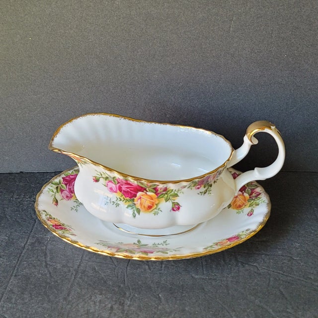 Shabby Chic 1960s Royal Albert Bone China England Country Roses Gravy Boat With Underplate For Sale - Image 3 of 5