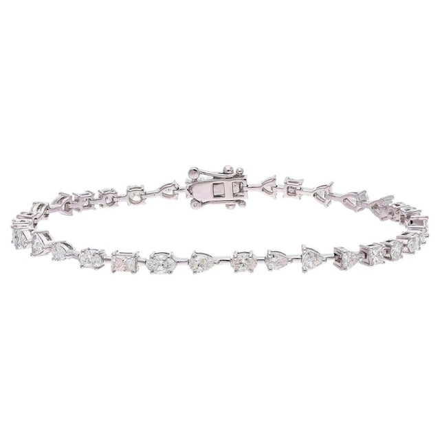 5 Carat Diamond Bracelet in 18k White Gold, Pear & Trillion Cuts For Sale In New York - Image 6 of 8