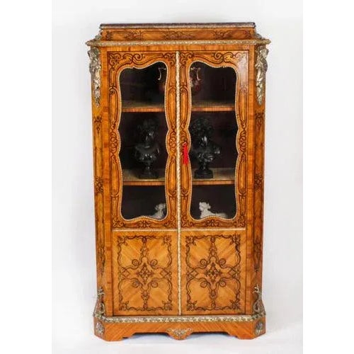 Antique Loius XV Revival Marquetry Kingwood Vitrine Display Cabinet For Sale - Image 3 of 18