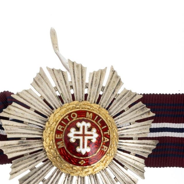 1st Century Military Plaque and Crosses of the Order of Military Merit, Set of 3 For Sale - Image 4 of 6