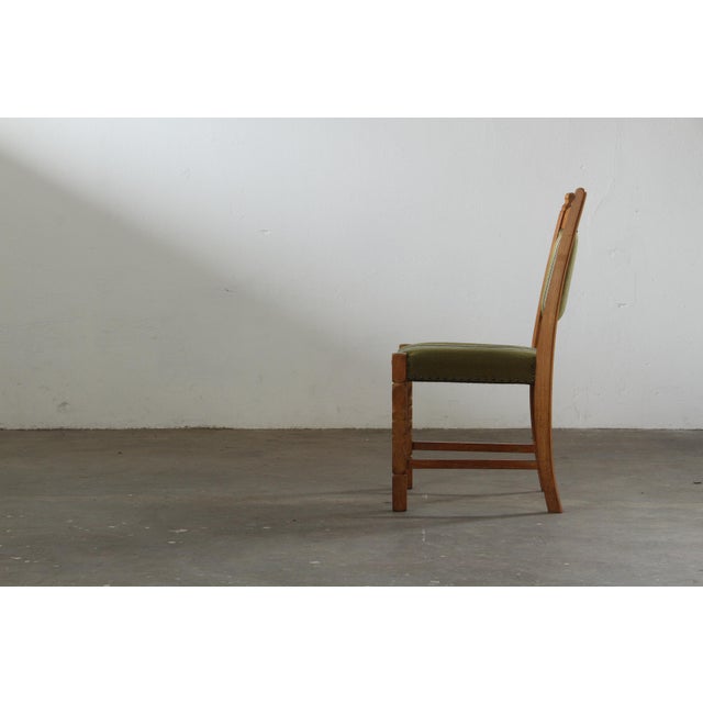 Brown Vintage Brutalist Danish Oak Dining Chairs by Henning Kjærnulf, 1960s, Set of 6 For Sale - Image 8 of 17