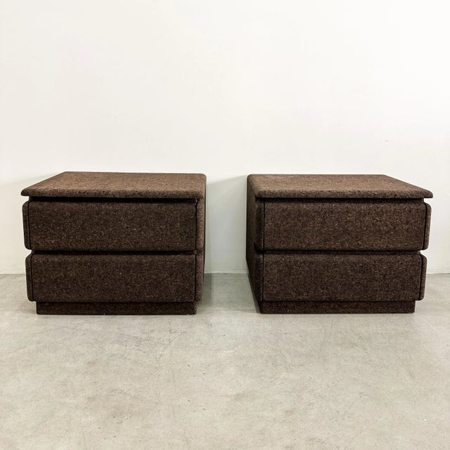 Gabriella Crespi Pair of Vintage Mid Century Modern Nightstands in Chocolate Cork For Sale - Image 4 of 11