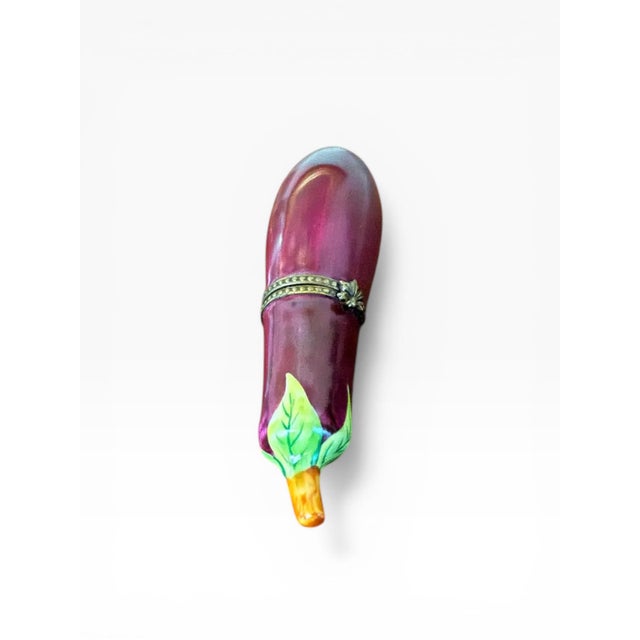 Late 20th Century Late 20th Century Hand-Painted Limoges Porcelain Eggplant Trinket Box – French Peint Main Hinged Box For Sale - Image 5 of 6