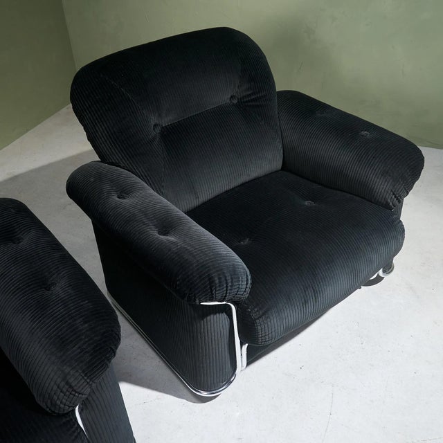 Lounge Chairs in Chromed Steel and Black Corduroy Fabric, Italy, Set of 2 For Sale - Image 12 of 13