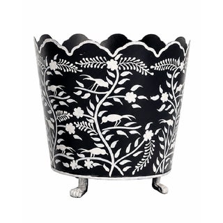 Dark Navy & White Scalloped Footed Planter, Medium For Sale