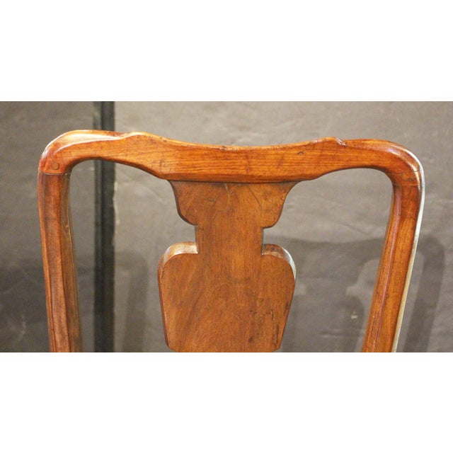 Pair of English Early-Mid 18th Century Queen Anne Side Chairs For Sale - Image 10 of 11