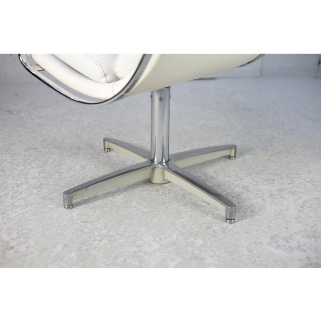 Space Age Lounge Chair in Steel and Faux Leather, France, 1970s For Sale - Image 18 of 18