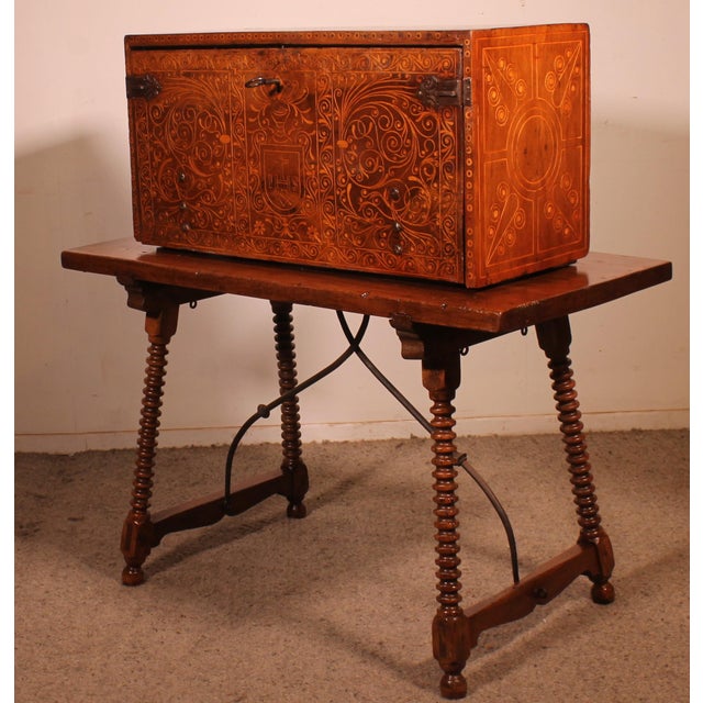 16th Century Renaissance Bargueno in Walnut and Fruitwood Marquetry For Sale - Image 13 of 15