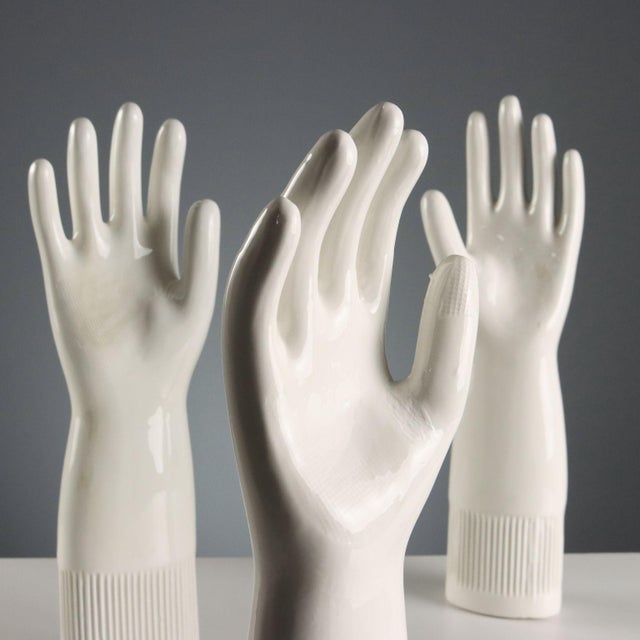 Porcelain Lungavilla Glove Molds from Pirelli, Set of 5 For Sale - Image 3 of 13