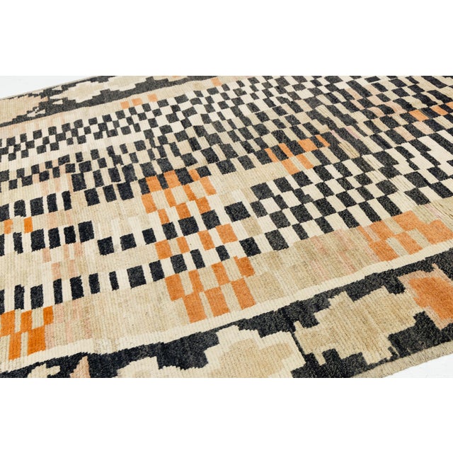 2010s Beige Modern Checkered Moroccan Wool Rug – HandKnotted Geometric Berber Style For Sale - Image 5 of 11
