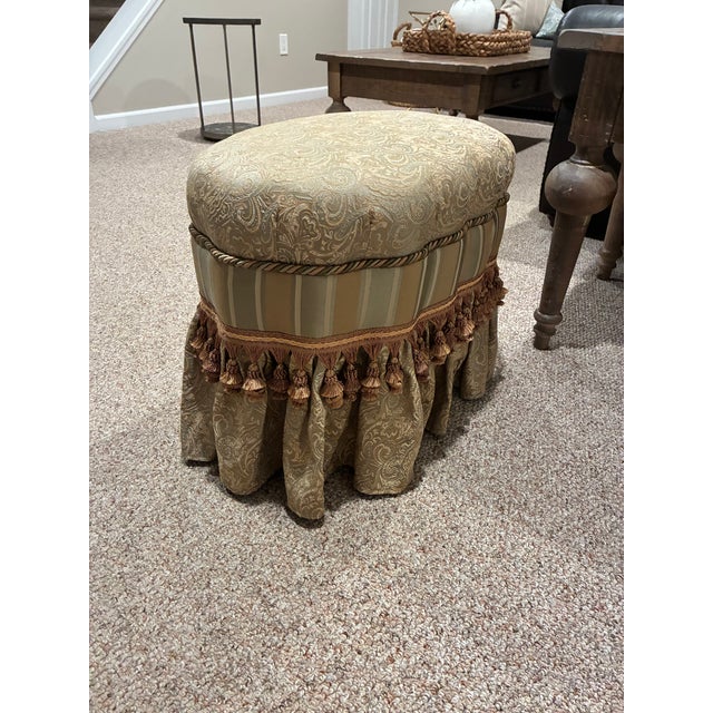 Late 20th Century Late 20th-Century Vintage French Provincial or Hollywood Regency Style Skirted Vanity Bench For Sale - Image 5 of 7