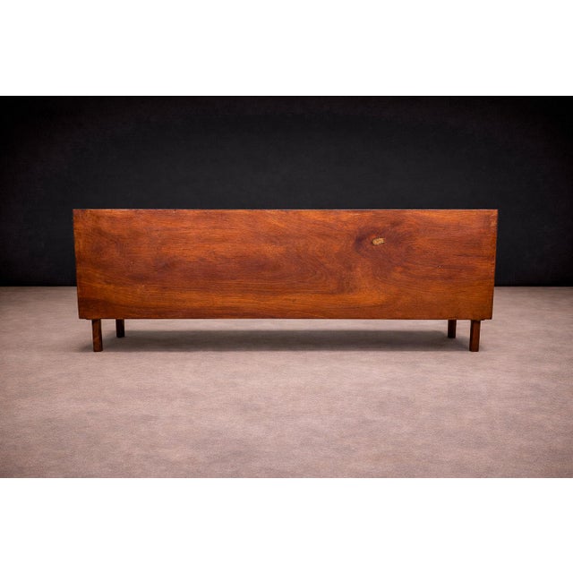Brown Credenza in Rosewood, Geraldo de Barros for Unilabor, 1950s - Lot 536A For Sale - Image 8 of 16
