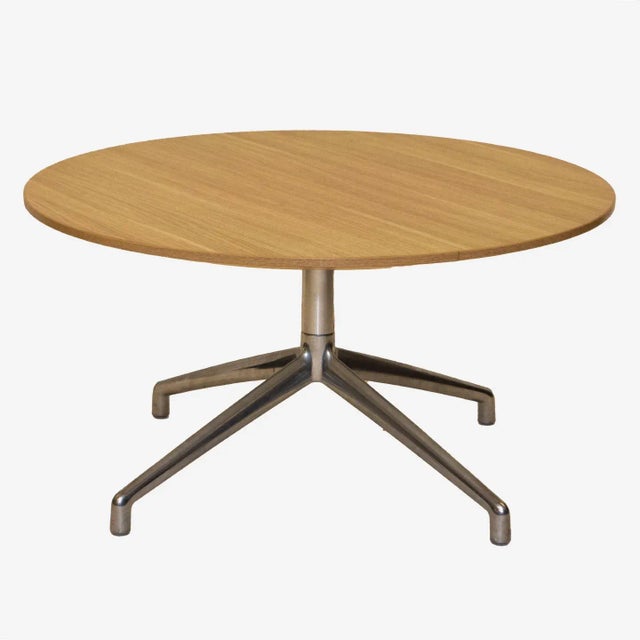 Modern Round Coffee Table For Sale In New York - Image 6 of 6