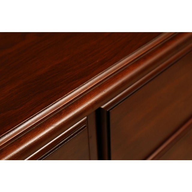 Henkel Harris Virginia Galleries Cherry 9 Drawer Dresser For Sale - Image 14 of 18