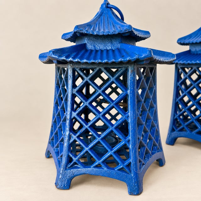 Three Vintage Blue Chinoiserie Asian Cast Iron Pagoda Laterns - a Set For Sale In Naples, FL - Image 6 of 9