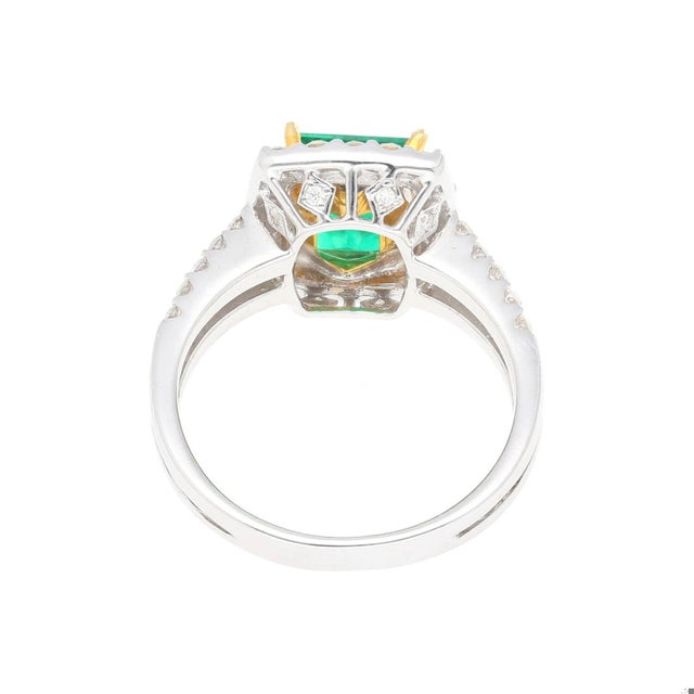 2010s 2.06 Carat Old Mine Muzo Colombian Emerald & Diamond Halo Split 18k Ring, Size 7.25 For Sale - Image 5 of 11