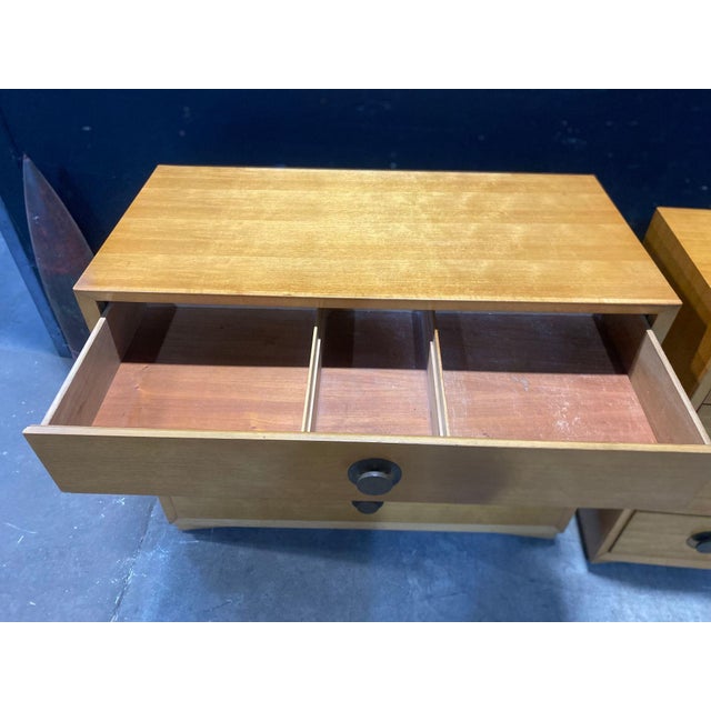 1950s Pair of Blonde Mahogany Four Drawer Chests With Brass Hardware For Sale - Image 9 of 10