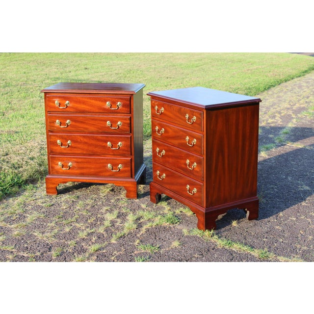Henkel-Harris Mahogany Nightstands—A Pair For Sale - Image 16 of 18