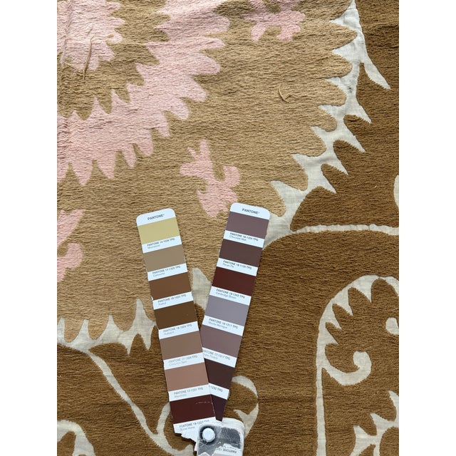 Tan 1960s Asian Suzani Tablecloth — 5'1'' X 5'3'' For Sale - Image 8 of 8