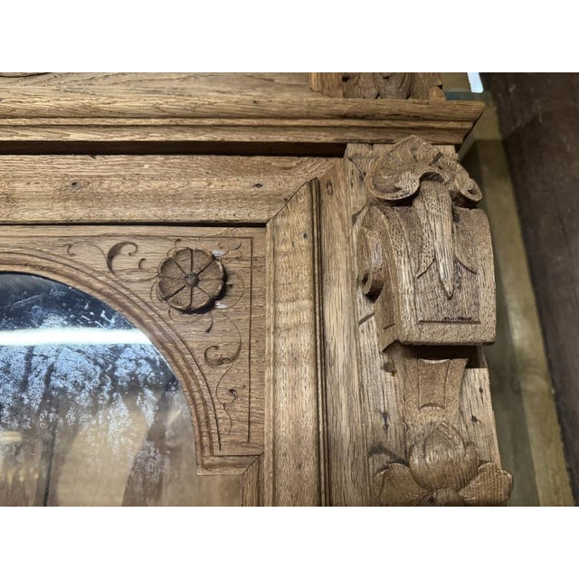 French Carved Oak Hunting Cupboard, 1860 For Sale - Image 11 of 18