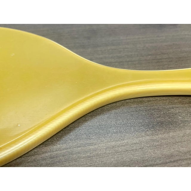 1920s Antique Art Deco Vanity Set – 1920s Yellow Celluloid Mirror & Brush, La Coquette For Sale - Image 5 of 8