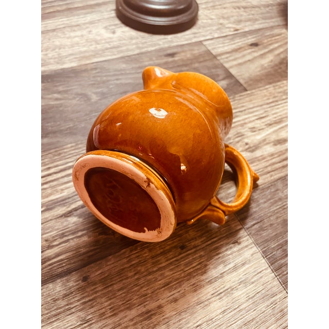 This mini McCoy creamer is a highly collectable & sought out piece of American History. “The real McCoy” as they say…...