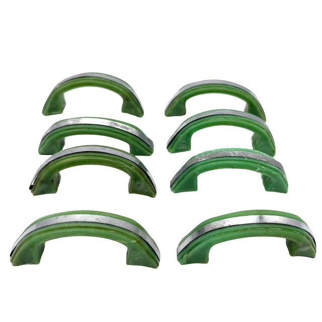 1930s Art Deco Forest Green Bakelite Drawer Pulls W/ Chrome Strip, Set of 8 For Sale - Image 5 of 6