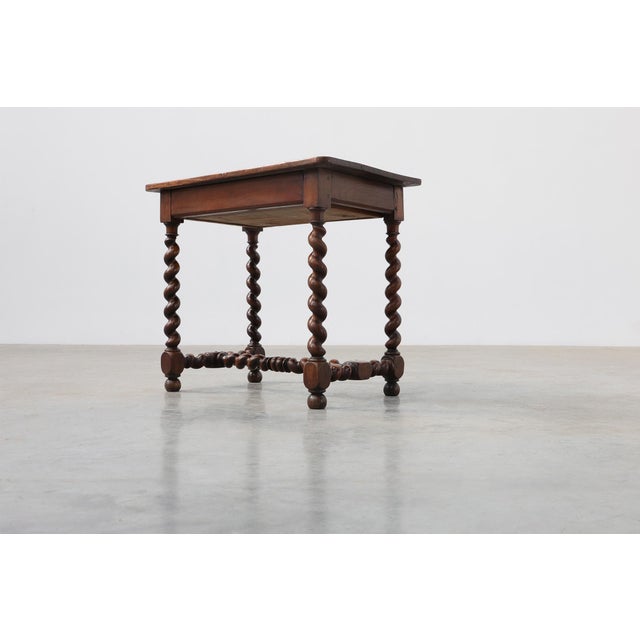 French Barley Twist Walnut Side Table with Drawer, 1880 For Sale - Image 3 of 18