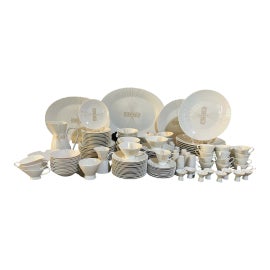 Example of Raymond Loewy Dinnerware