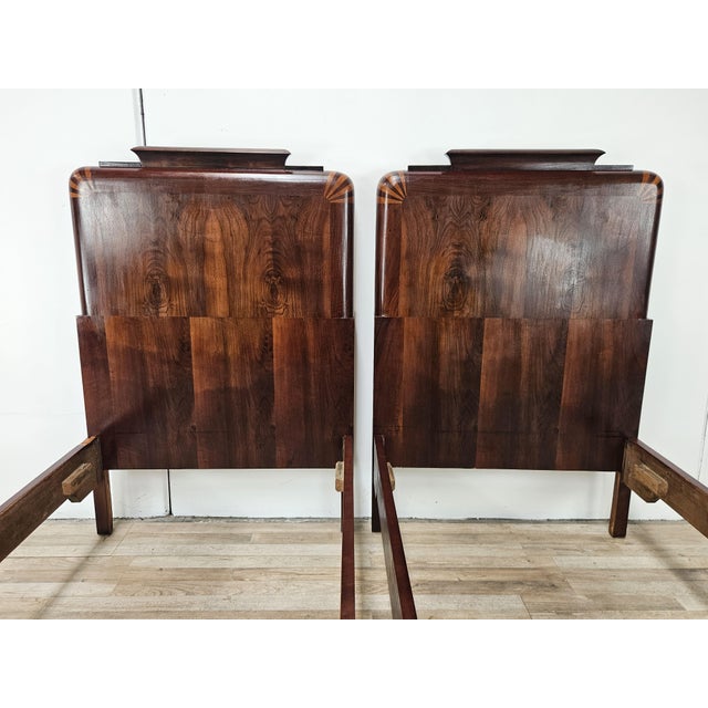 Art Deco Single Beds in Mahogany and Pink Maple, 1940, Set of 2 For Sale - Image 3 of 18