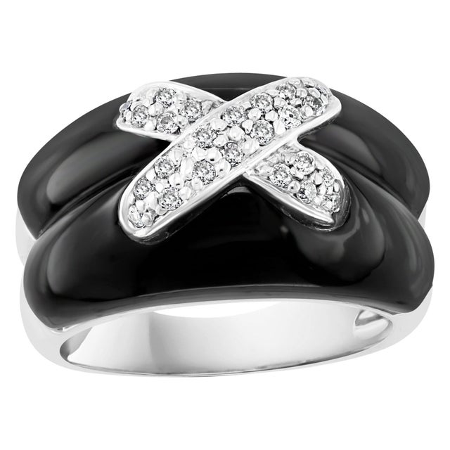 0.2 Carat White Diamond and Black Onyx XO Ring 18 Karat White Gold For Sale - Image 15 of 18
