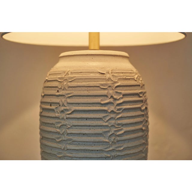 Mid 20th Century Mid 20th Century Bob Kinzie Affiliated Craftsmen Studio Pottery Table Lamp For Sale - Image 5 of 11