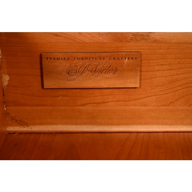 Brown E. J. Victor Georgian Mahogany Three-Drawer Nightstands or Bachelor Chests, Newly Refinished For Sale - Image 8 of 12