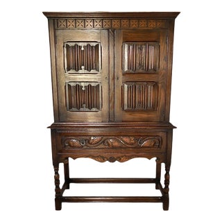 Early 20th Century Renaissance Revival Walnut Linen Cupboard For Sale