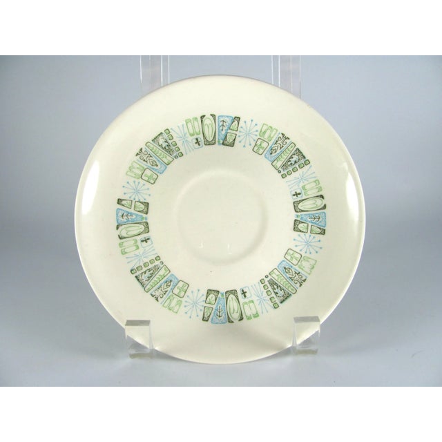 1960s Taylor Smith & Taylor Jamaica Bay Atomic Space Age Sputnik Starburst Service for 8 Dinnerware - 64 Piece Set For Sale - Image 6 of 12