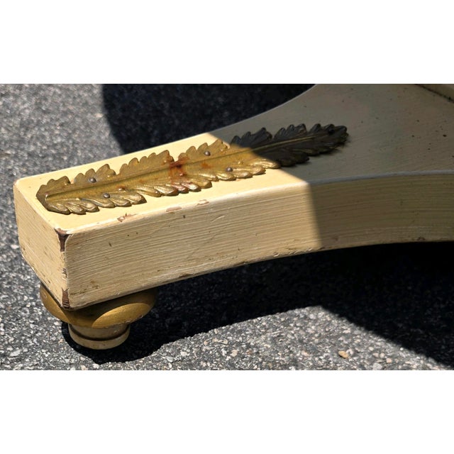 Mid 20th Century Henredon Furniture Breakfast Table and Chairs - Set of 5 For Sale - Image 9 of 16