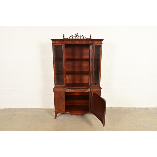 1920s Romweber Antique Georgian Flame Mahogany Breakfront Bookcase Cabinet, Circa 1920s For Sale - Image 5 of 13