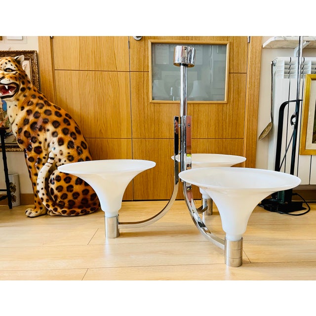 Rare and exclusive, not seen on the internet. perfect condition chromed aluminum. perfect condition of the glass bells. as...