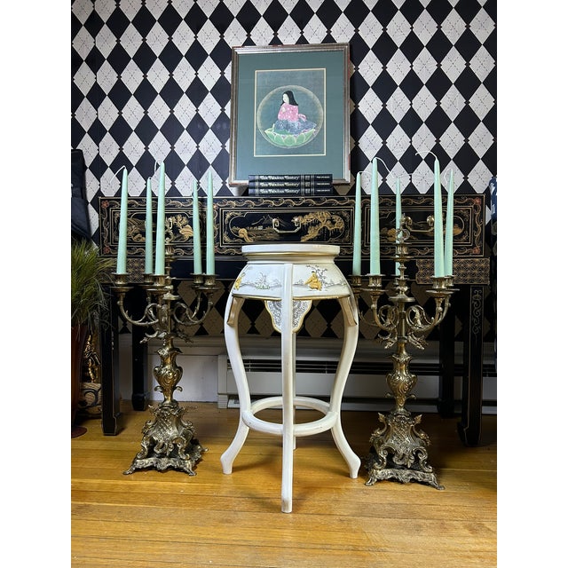 1980s Chinoiserie Mother-of-Pearl Inlaid Tall Stool or Side Table With Glass Top, 25" For Sale - Image 17 of 17