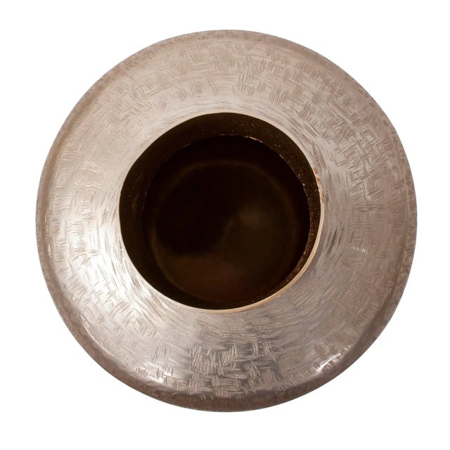 2020s The Etched Crossways Short Neck Bottle Vase, Large For Sale - Image 5 of 9