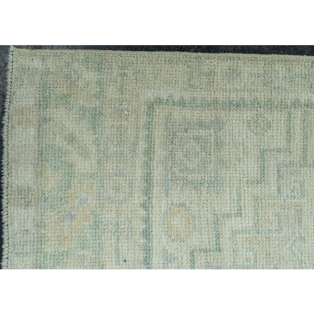 Turkish Oushak Rug 2'11" x 15' #19409 For Sale - Image 4 of 8