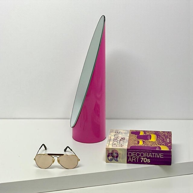 Italian Pop Lipstick Table Mirror in Fuchsia Plastic by Rodolfo Bonetto, 1970s For Sale - Image 14 of 16