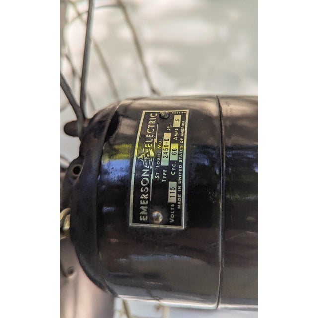Vintage Oscillating Electri Desk Fan Emerson 1940 For Sale In Los Angeles - Image 6 of 6
