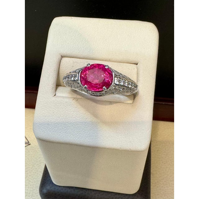 GIA Certified 2 Ct Natural Pink Sapphire & 2 Ct Pave Diamond Ring in Platinum For Sale In New York - Image 6 of 18