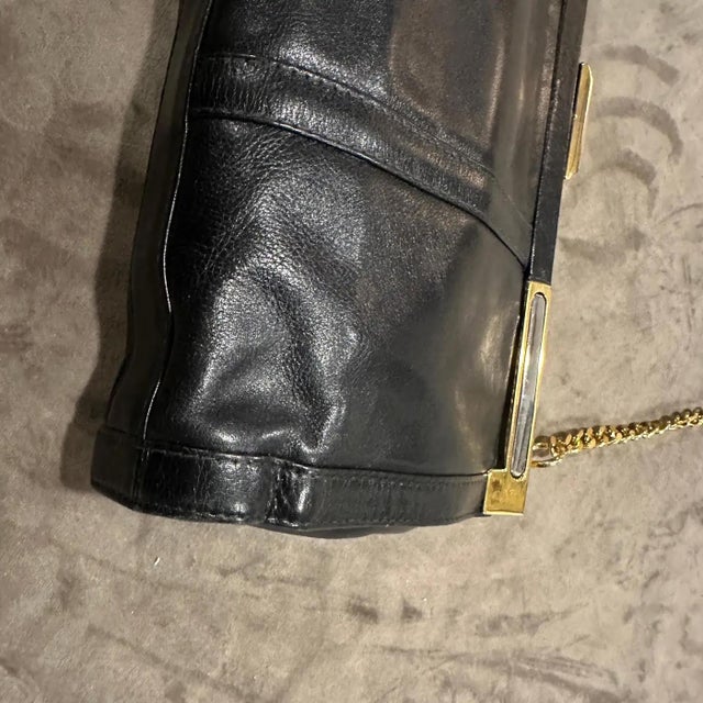 Metal A High Quality 1970s Black Leather Italian Shoulder Bag For Sale - Image 7 of 12